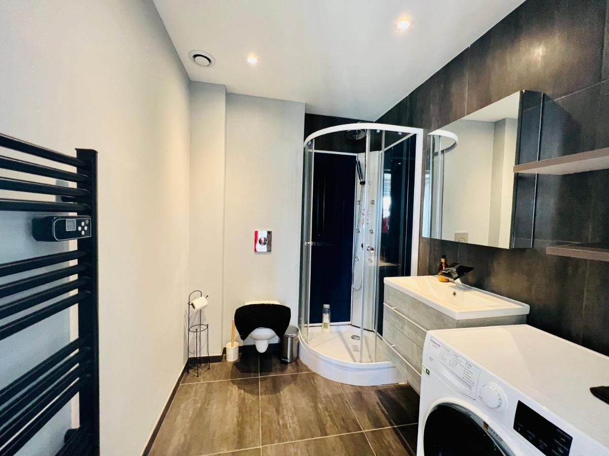 Les Palmiers - Appartement Avec Piscine Proche Plages - Wifi Et Clim Antibes Eksteriør billede